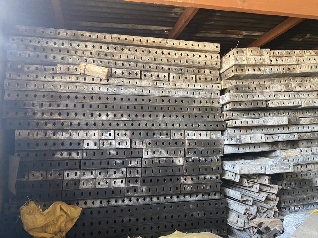 قالب دست دوم لبه6