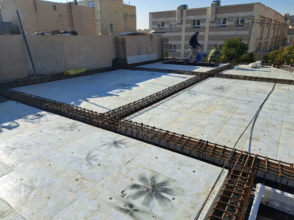 قوالب بلاستيكية بديل البلايوود لصب الأسقف الخرسانية (البلاطة)