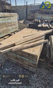 نمای نزدیک از فریم فلزی و اتصالات قالب لارج پنل