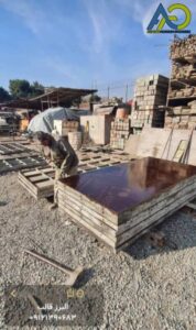 پشت‌بند و شاسی قالب فلزی پلایوود خور (ابعاد ۱۲۲ در ۲۴۴)