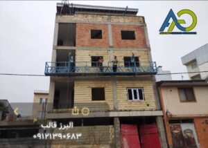 جدول يوضح سعر المنصة المعلقة للواجهات والعوامل المؤثرة في تكلفة الشراء