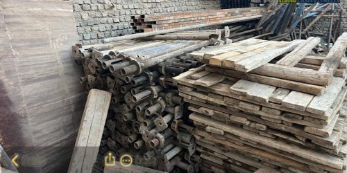 بارگیری ۳۲۰ عدد شمع فلزی در نظرآباد