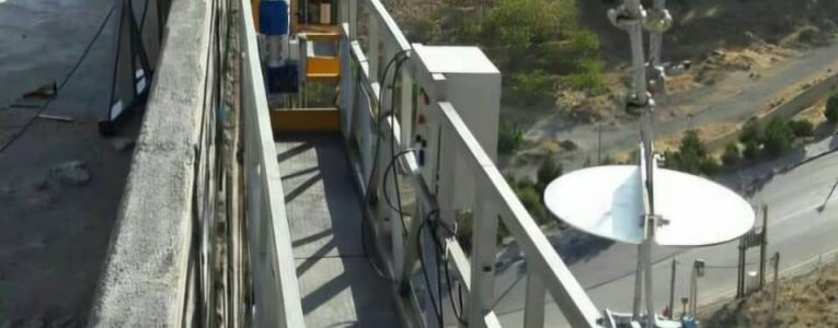 مقایسه سرعت نصب کلایمر (چند ساعت) در برابر زمان طولانی نصب داربست (چند هفته)