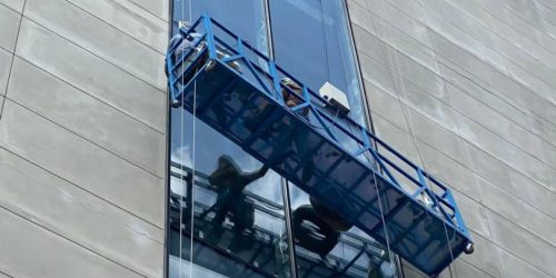 نصب کلایمر روی ساختمان بلندمرتبه در اصفهان